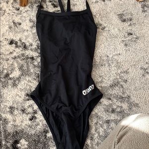 New Arena practice suit